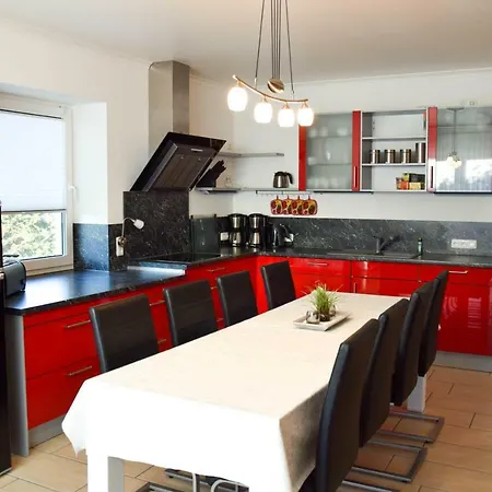 Ferienhaus Jahn Σπίτι διακοπών Tribsees